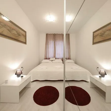 Luci Apartment